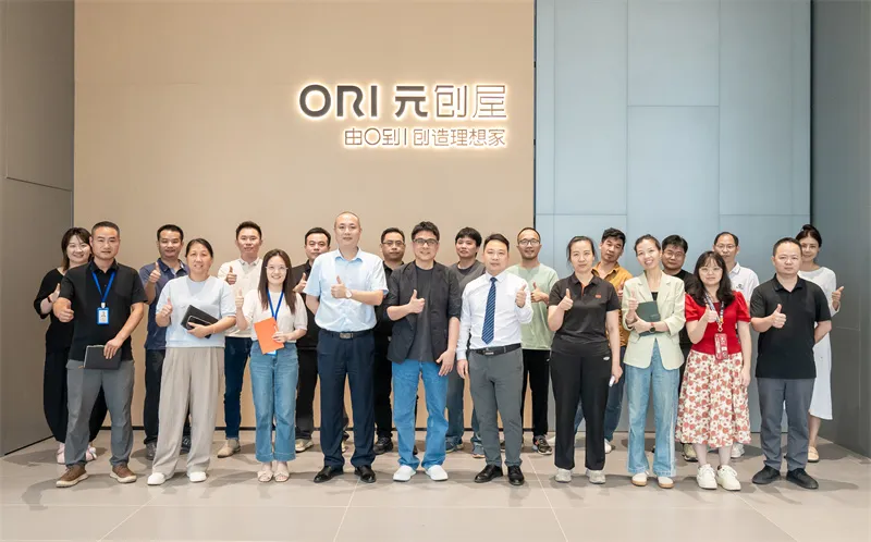 红苹果家具（河源）有限公司进行ISO质量体系系统导入合影